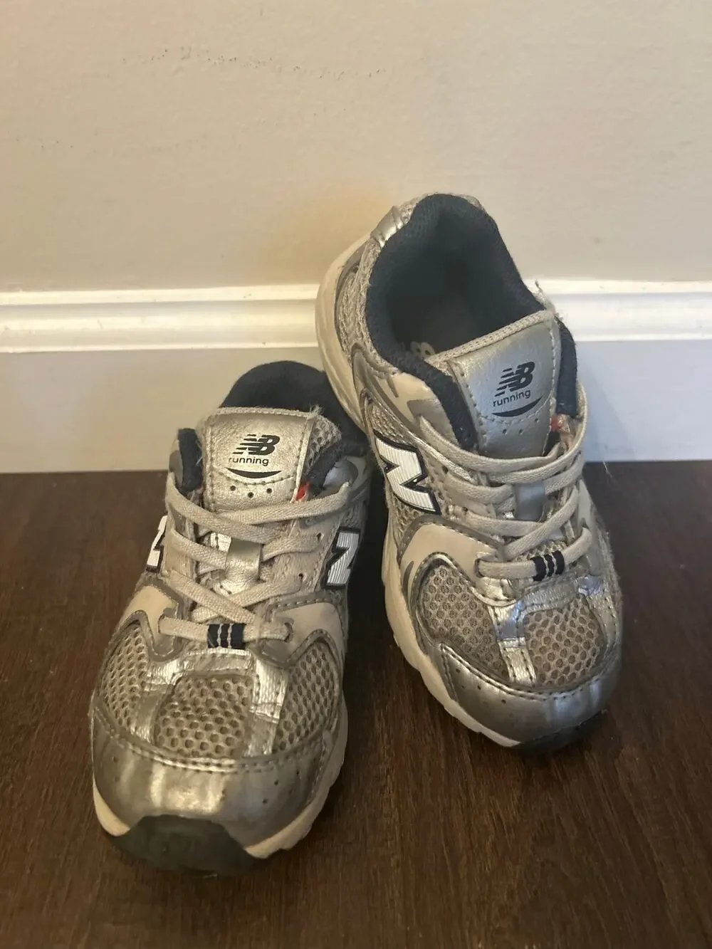 New Balance 530 Toddler Shoes Sz 10 Silver Grey Athleisure Back To School Play